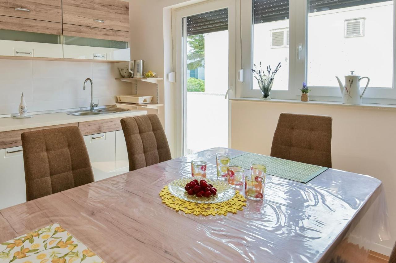 New Luxury 3 Bedroom 4 Air Conditioners Zadar Exterior foto